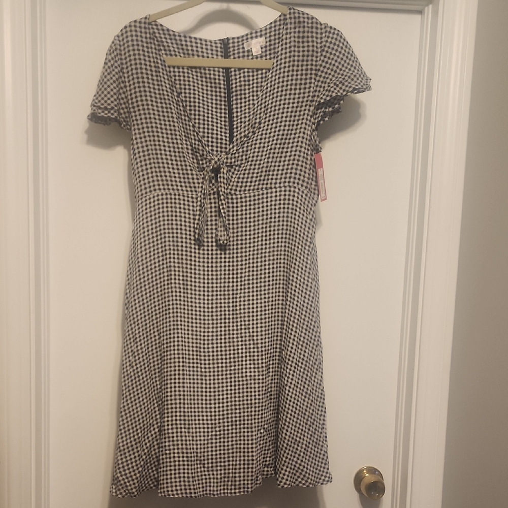 Xhilaration Black and White Tie Front Midi Sundress